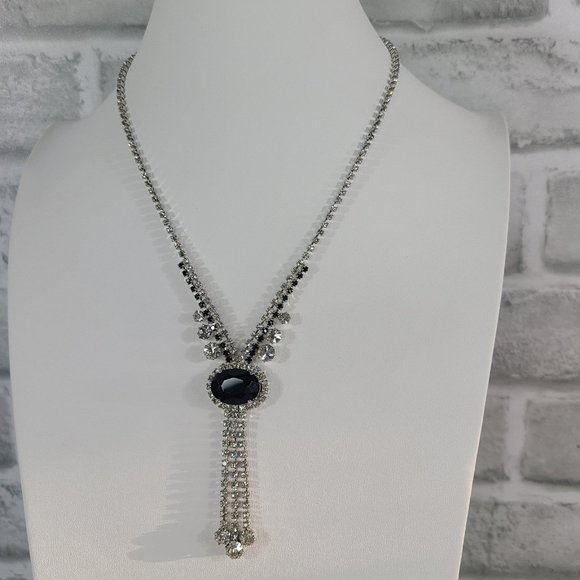 Vintage Y Drop Necklace Black Clear Faceted Rhinestone Crystal Fold Over Clasp - Picture 2 of 10